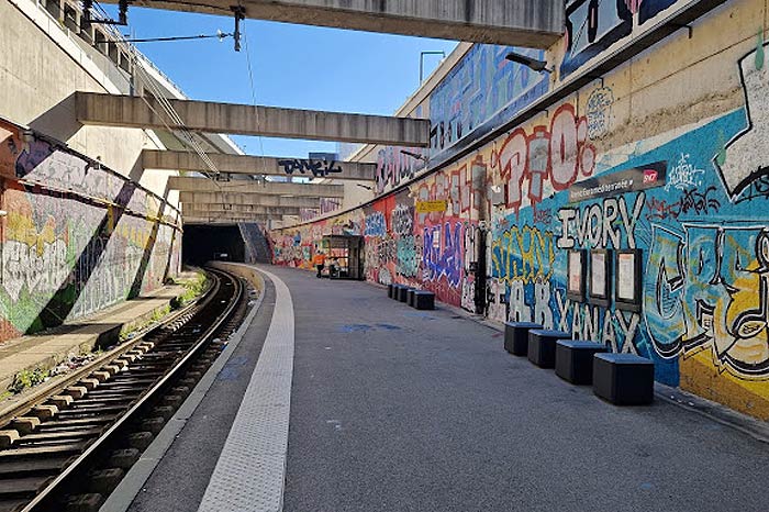 halte ferroviaire du quartier d’affaires Arenc-Euroméditerranée